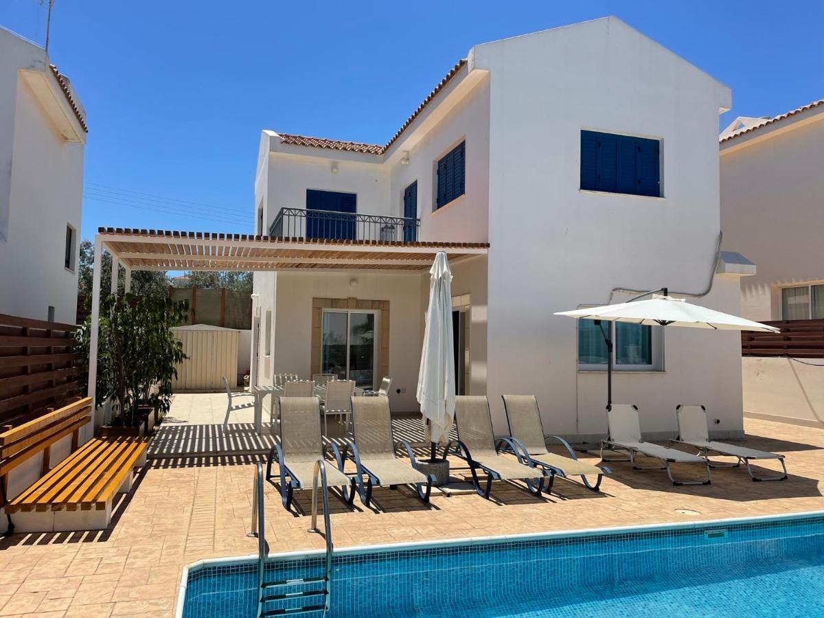 Sol Y Mar Malama Villa Paralimni Ngoại thất bức ảnh