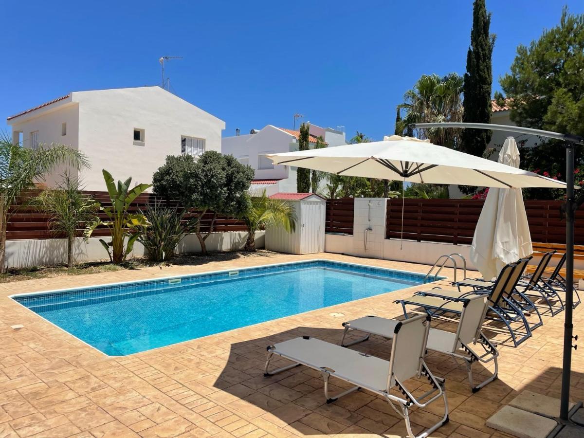 Sol Y Mar Malama Villa Paralimni Ngoại thất bức ảnh