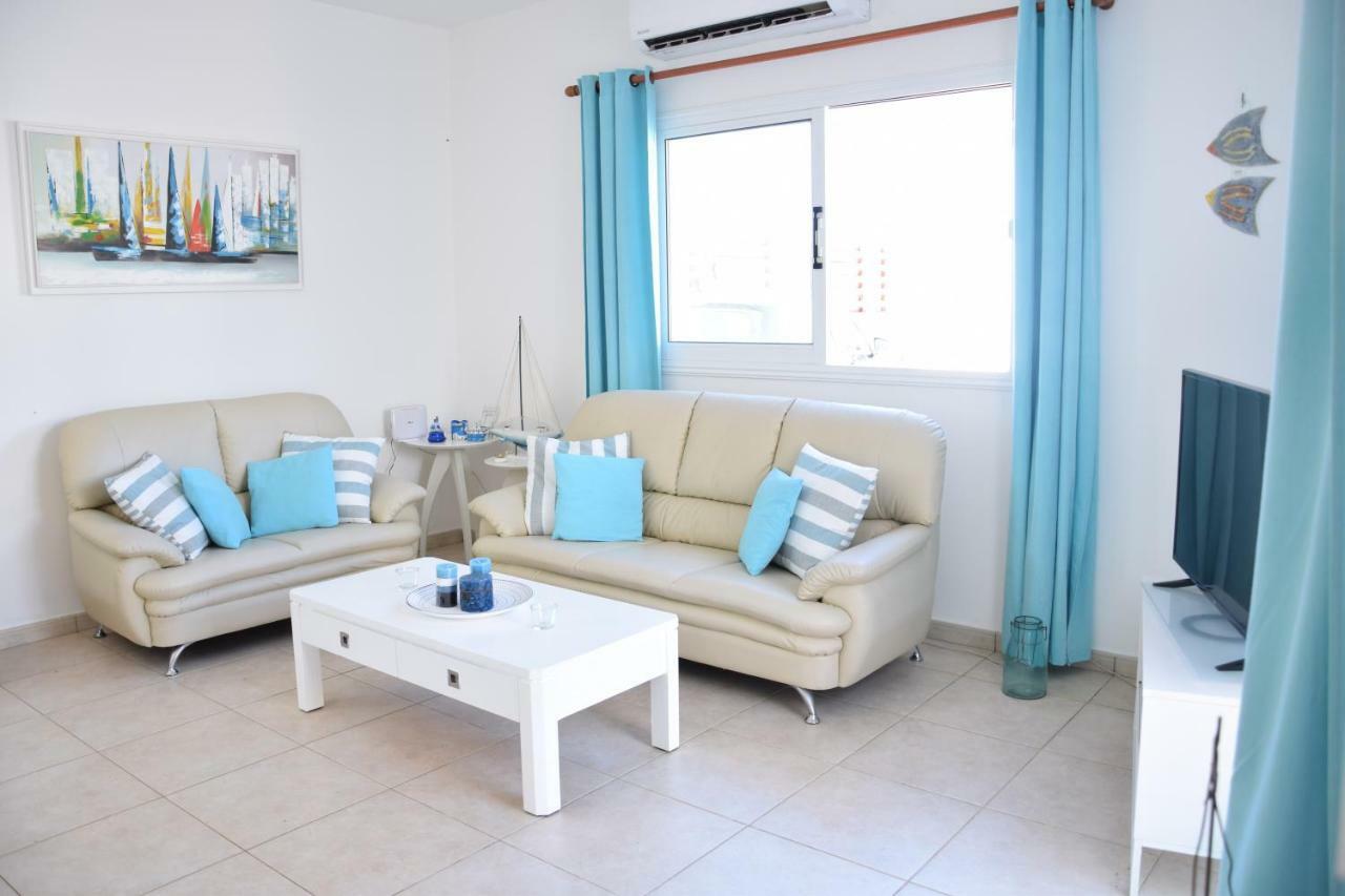 Sol Y Mar Malama Villa Paralimni Ngoại thất bức ảnh
